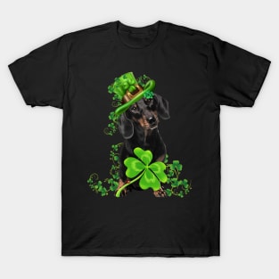 Lucky Black Dachshund Shamrock St Patrick's Day T-Shirt